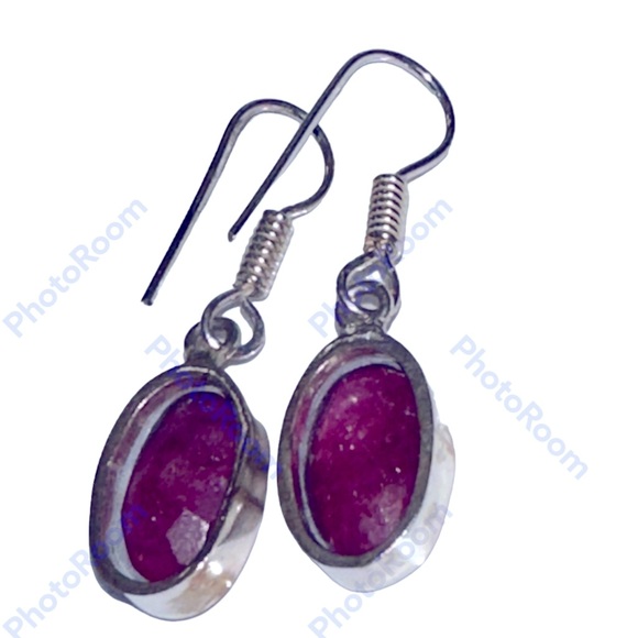 Oval-shaped Ruby gemstone dangling earrings 🩷 on sterling silver overlay - Picture 6 of 6